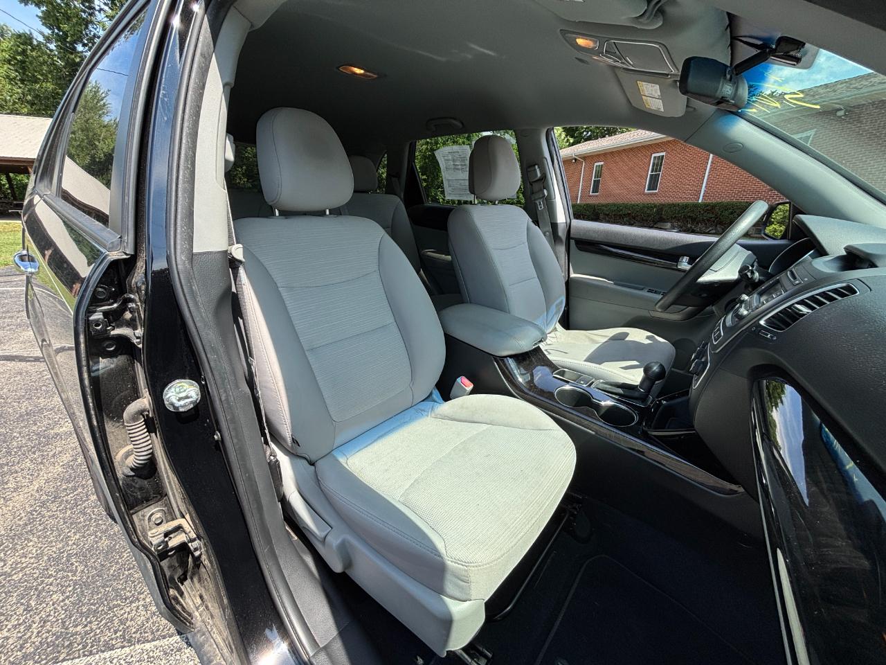 Kia Sorento LX 2WD 2015