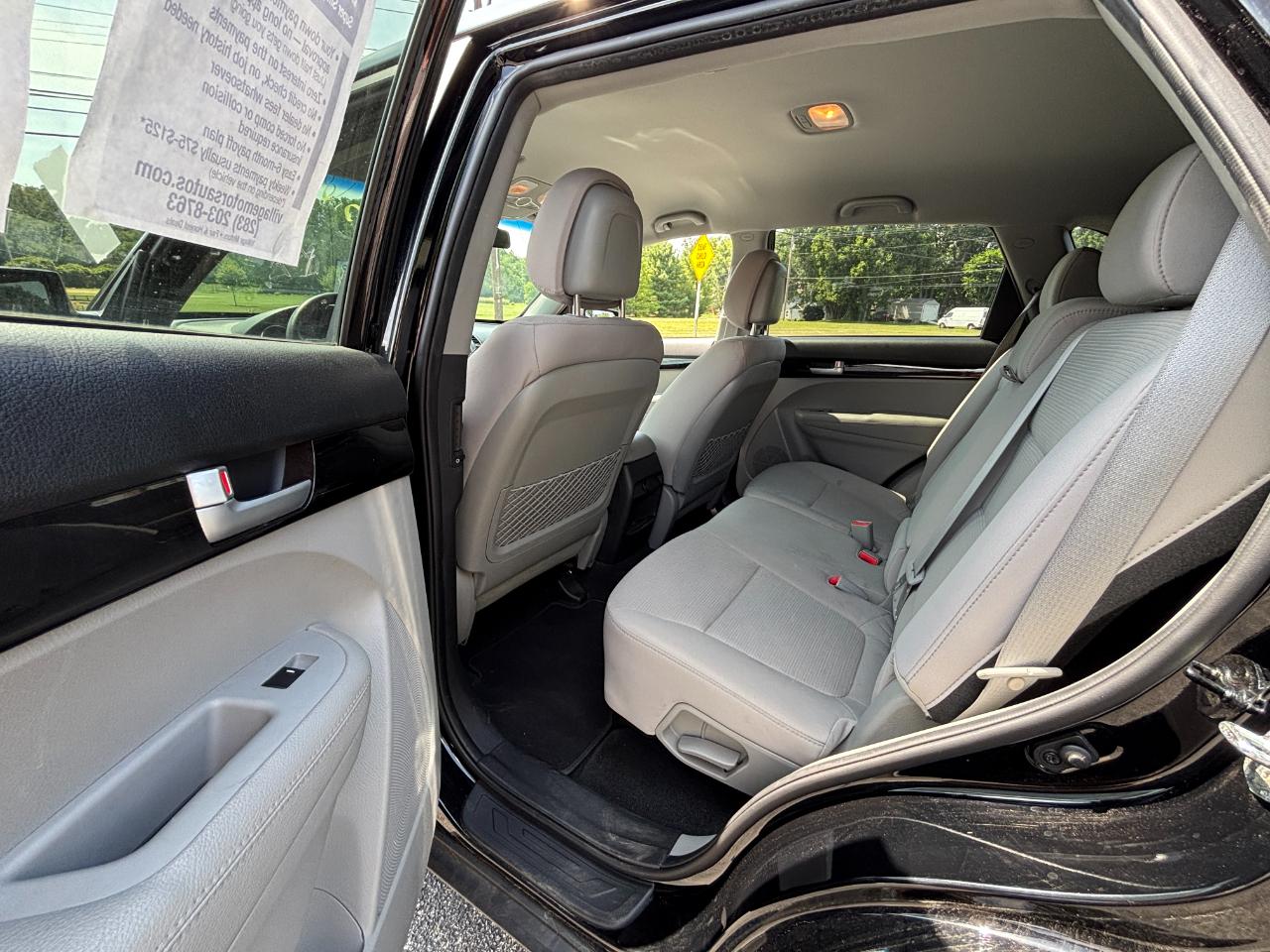 Kia Sorento LX 2WD 2015