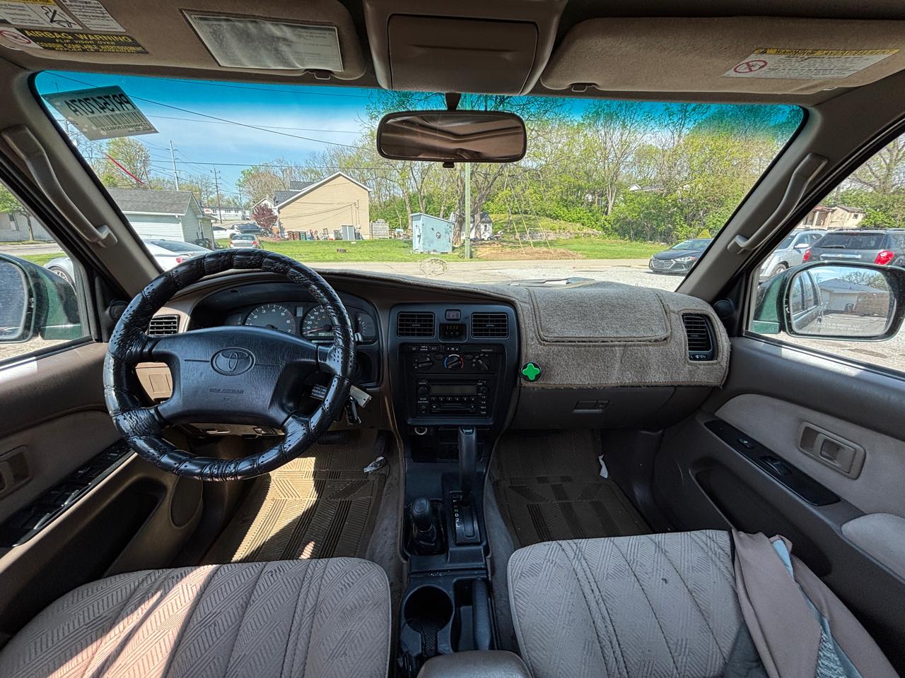 Toyota 4Runner SR5 4WD 2001