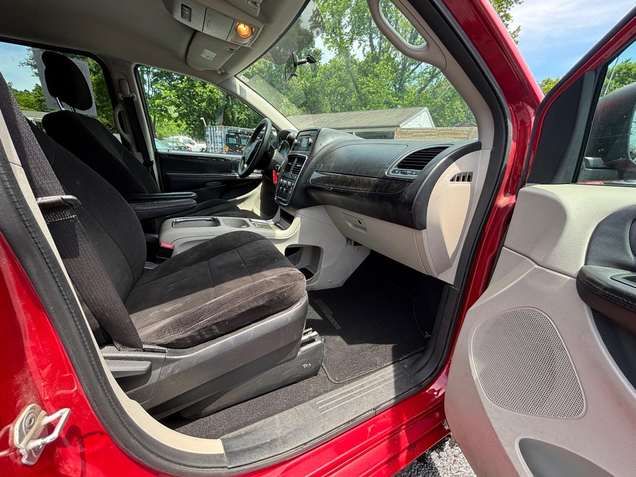 Dodge Grand Caravan SXT 2012