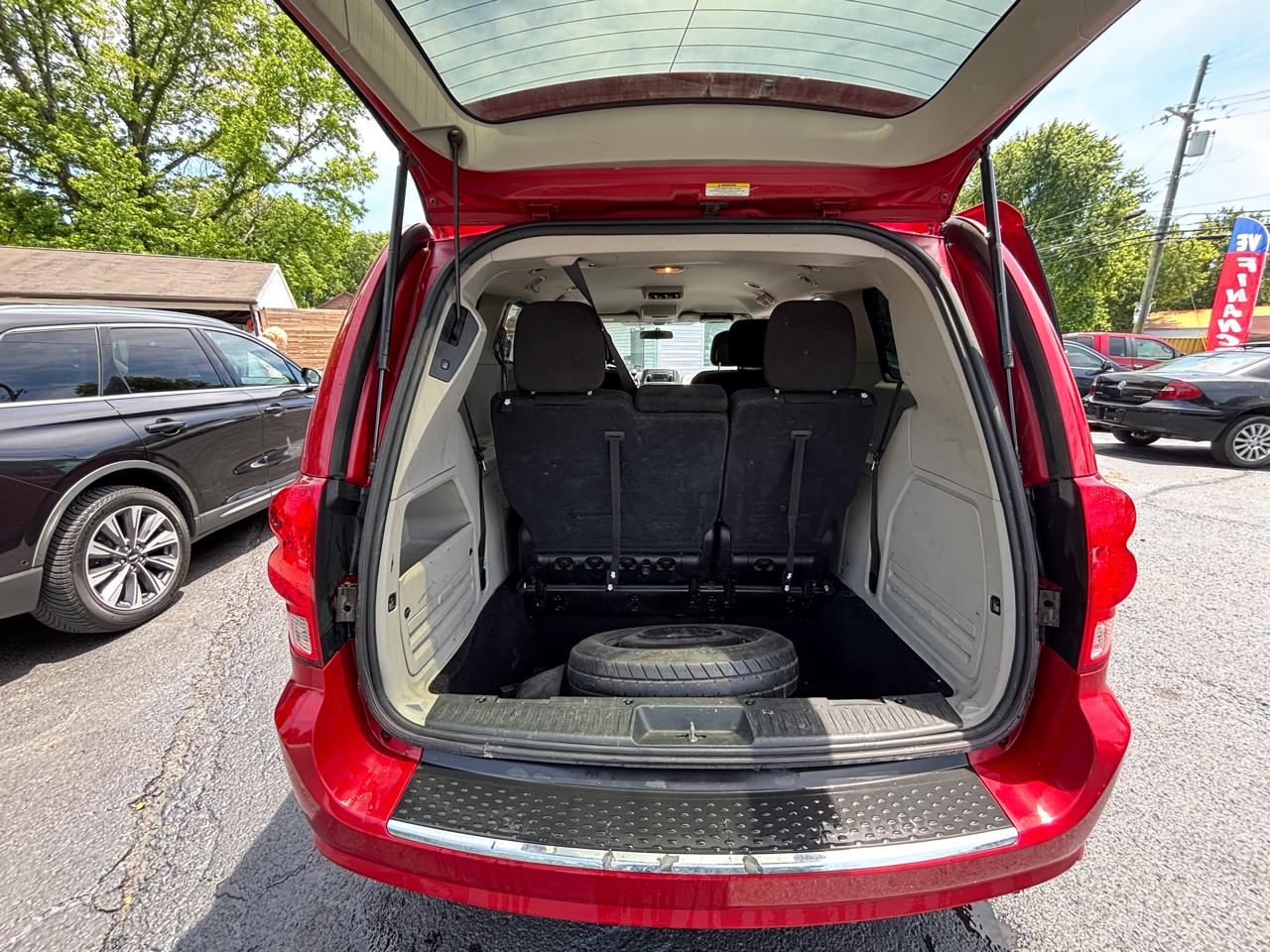 Dodge Grand Caravan SXT 2012