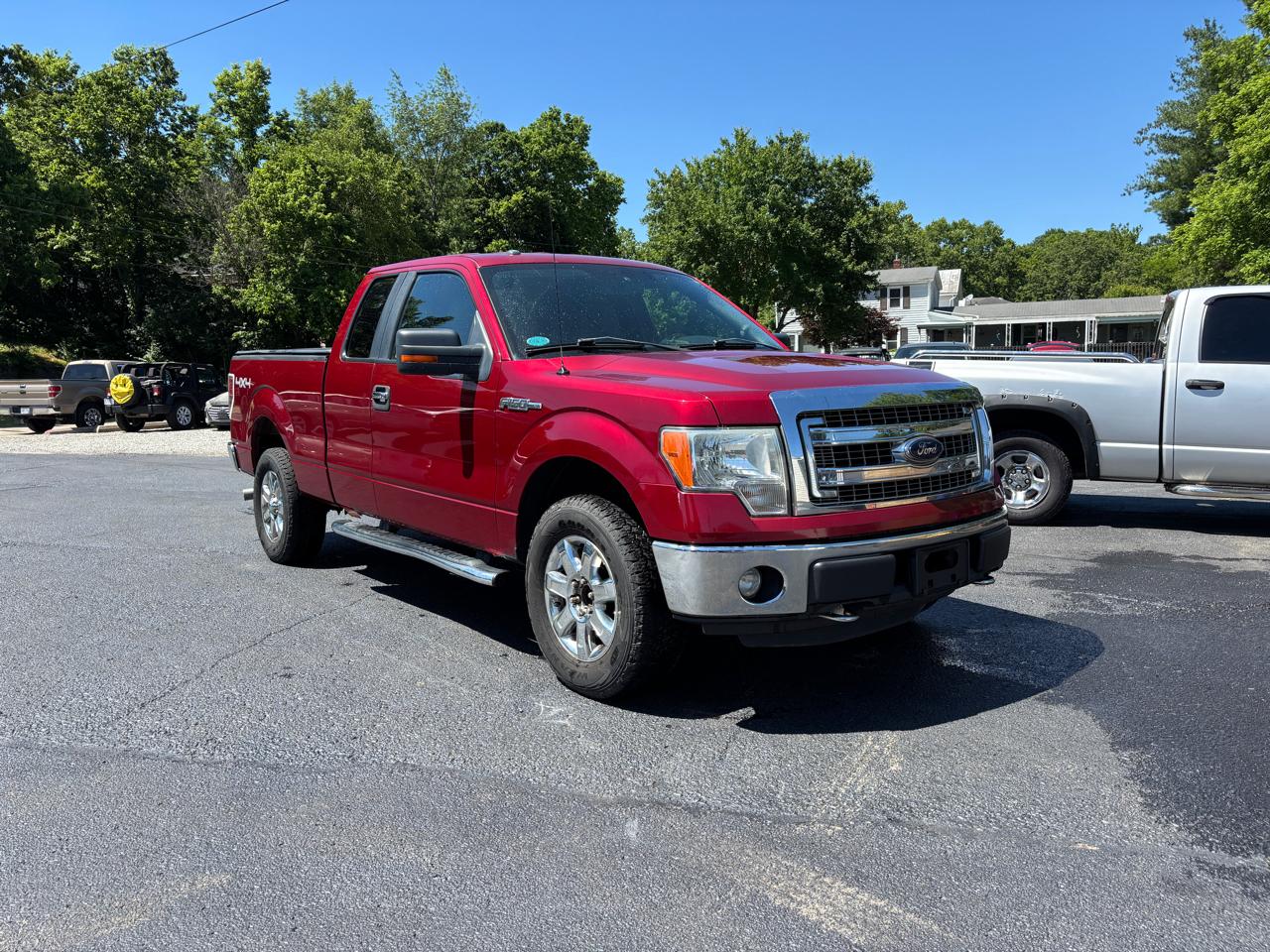 Ford F-150 XL SuperCab 8-ft. Bed 4WD 2013