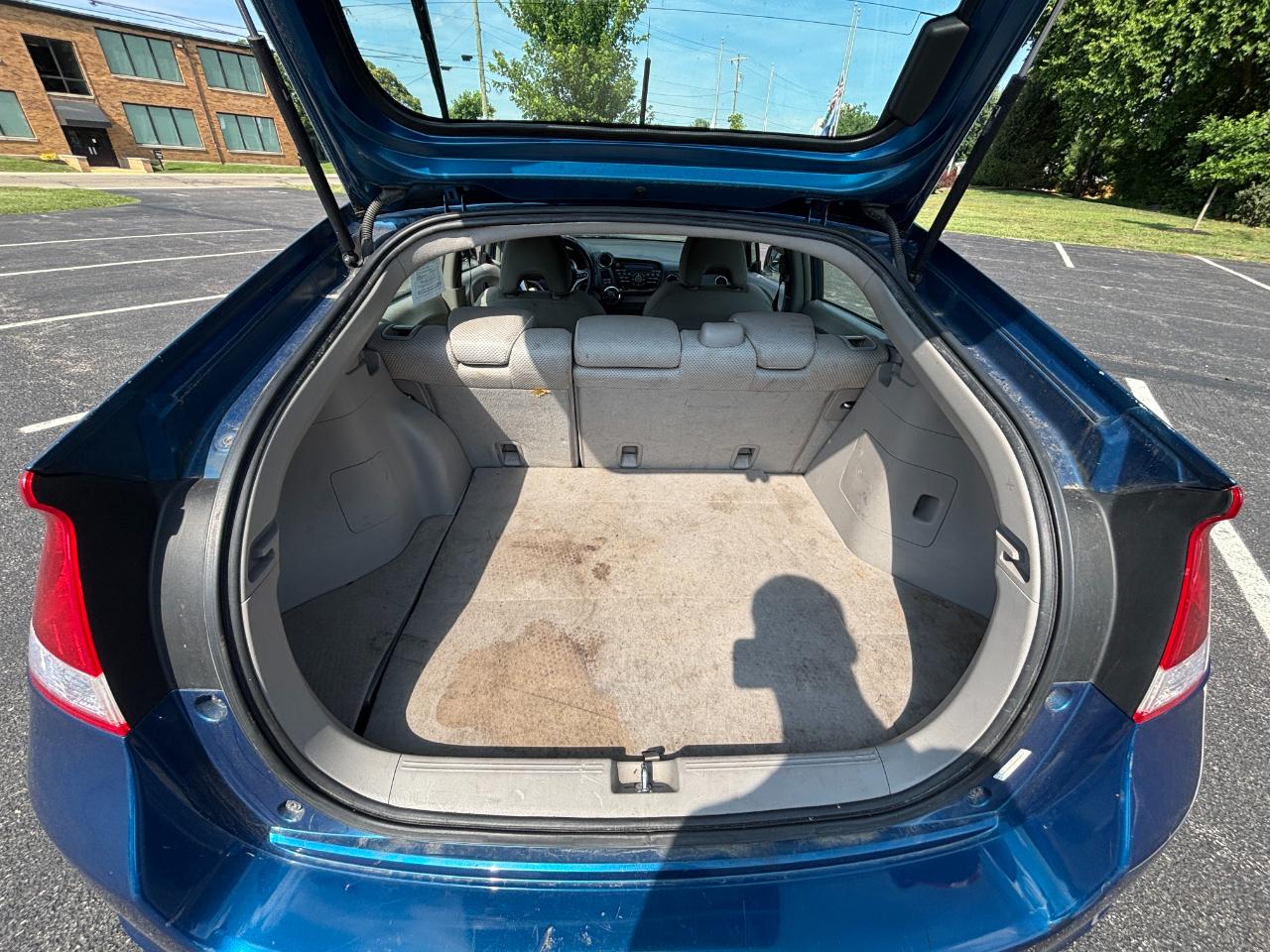 Honda Insight LX 2011