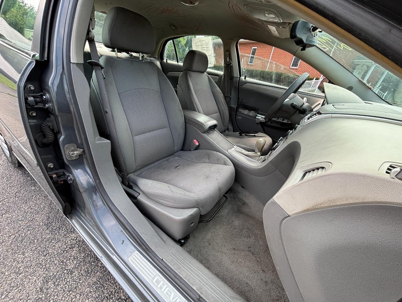 Chevrolet Malibu LS 2008