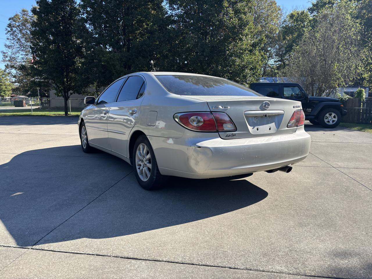 Lexus ES 300 Sedan 2002