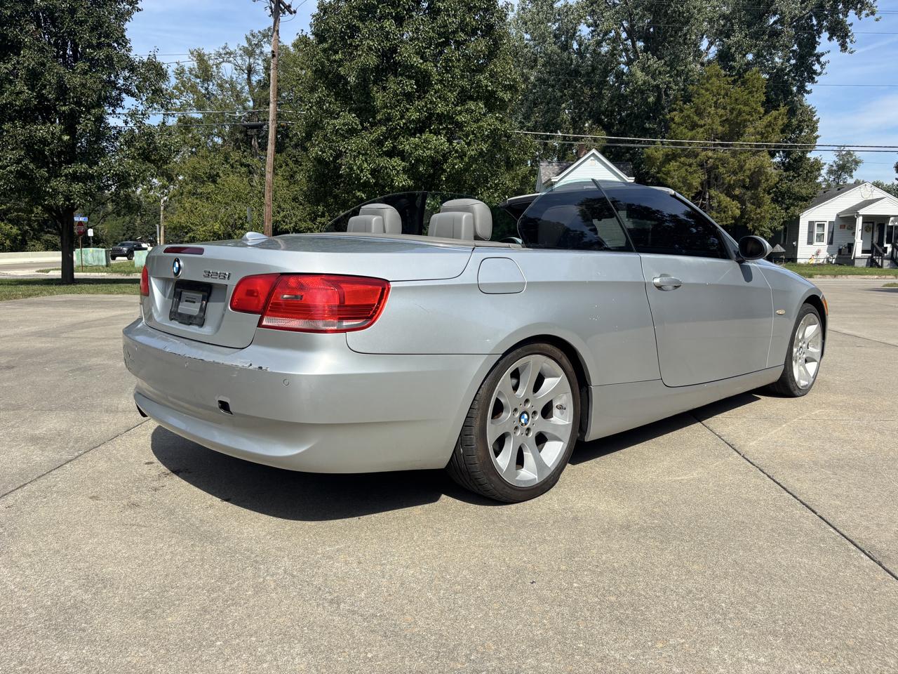 BMW 3-Series 328i Convertible 2007