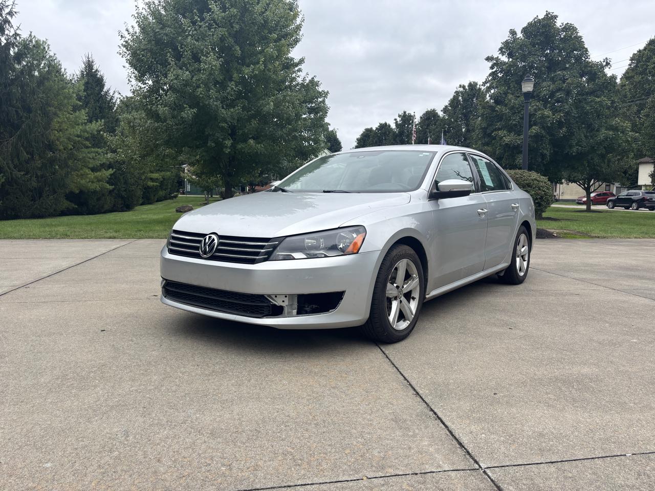 2013 Volkswagen Passat 2.5L SE AT