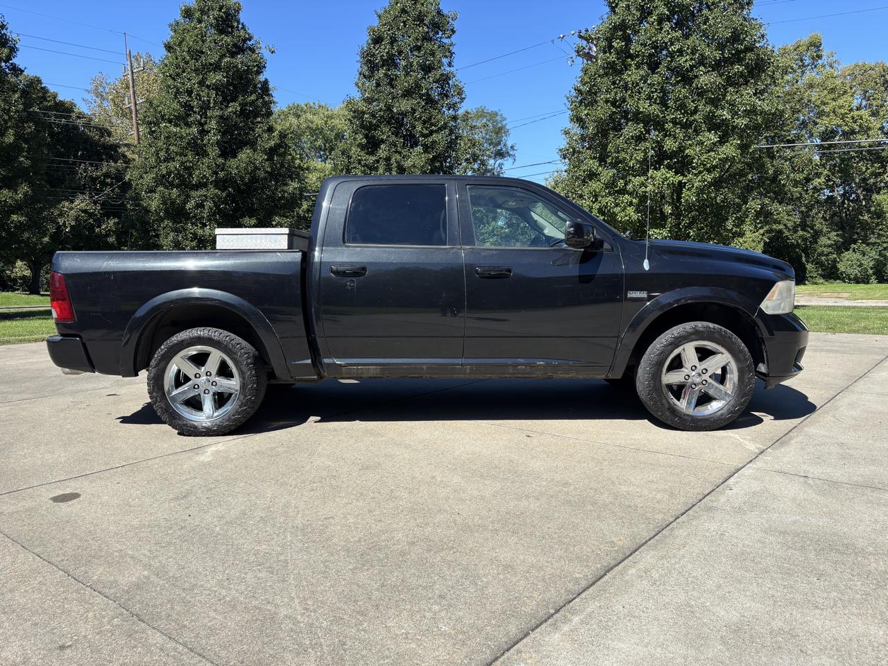 Dodge Ram 1500 SLT Crew Cab 4WD 2009