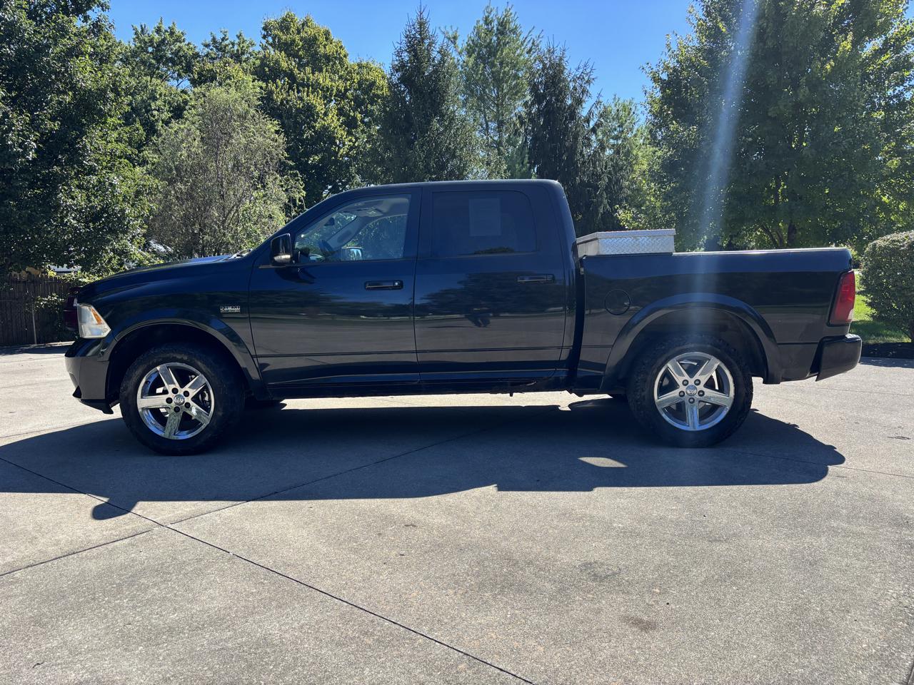 Dodge Ram 1500 SLT Crew Cab 4WD 2009