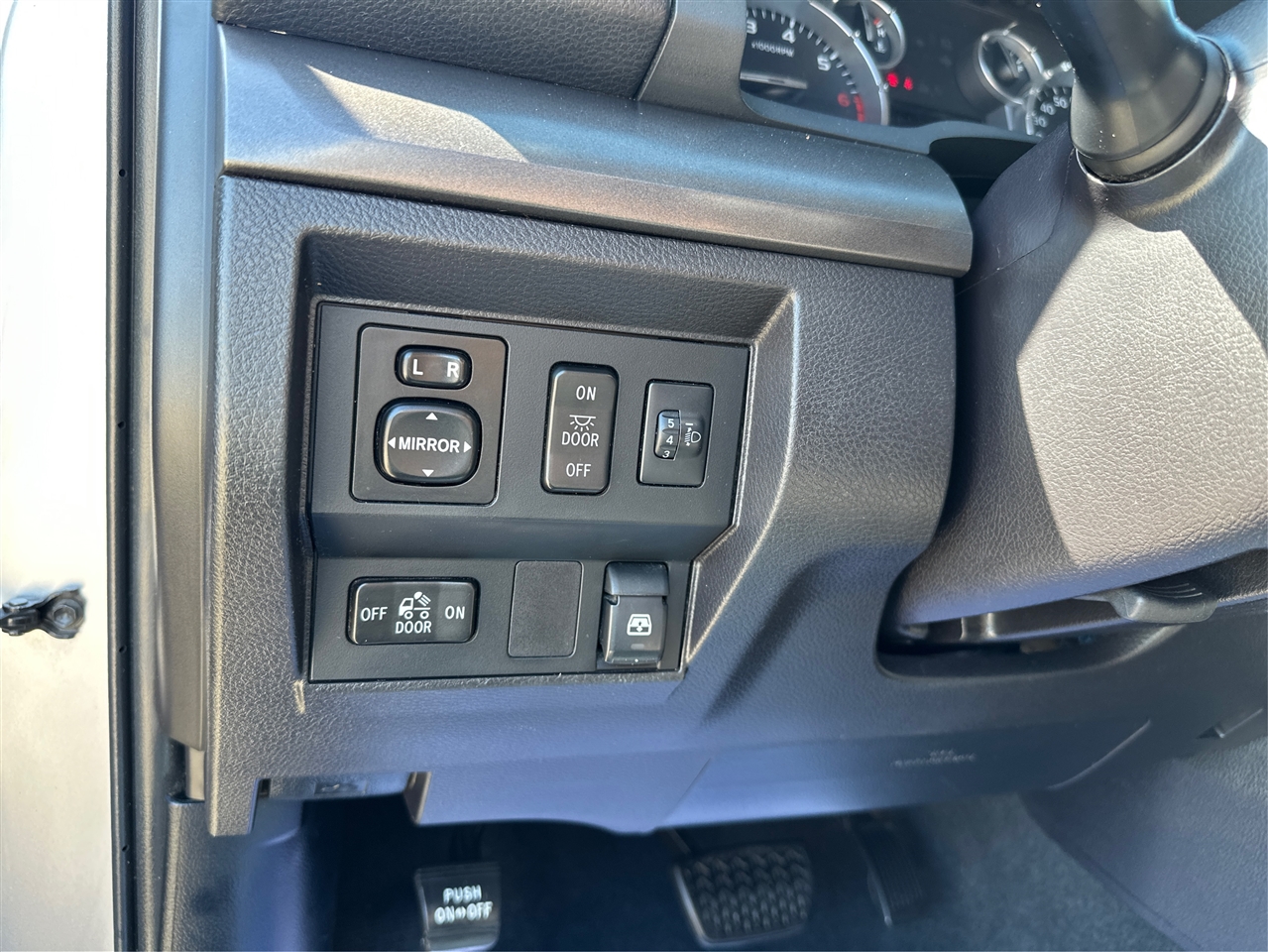 Toyota Tundra  2014 Toyota Tundra  2014