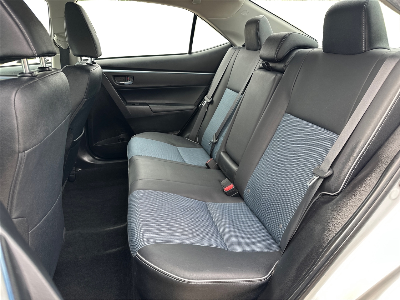 Toyota Corolla  2016