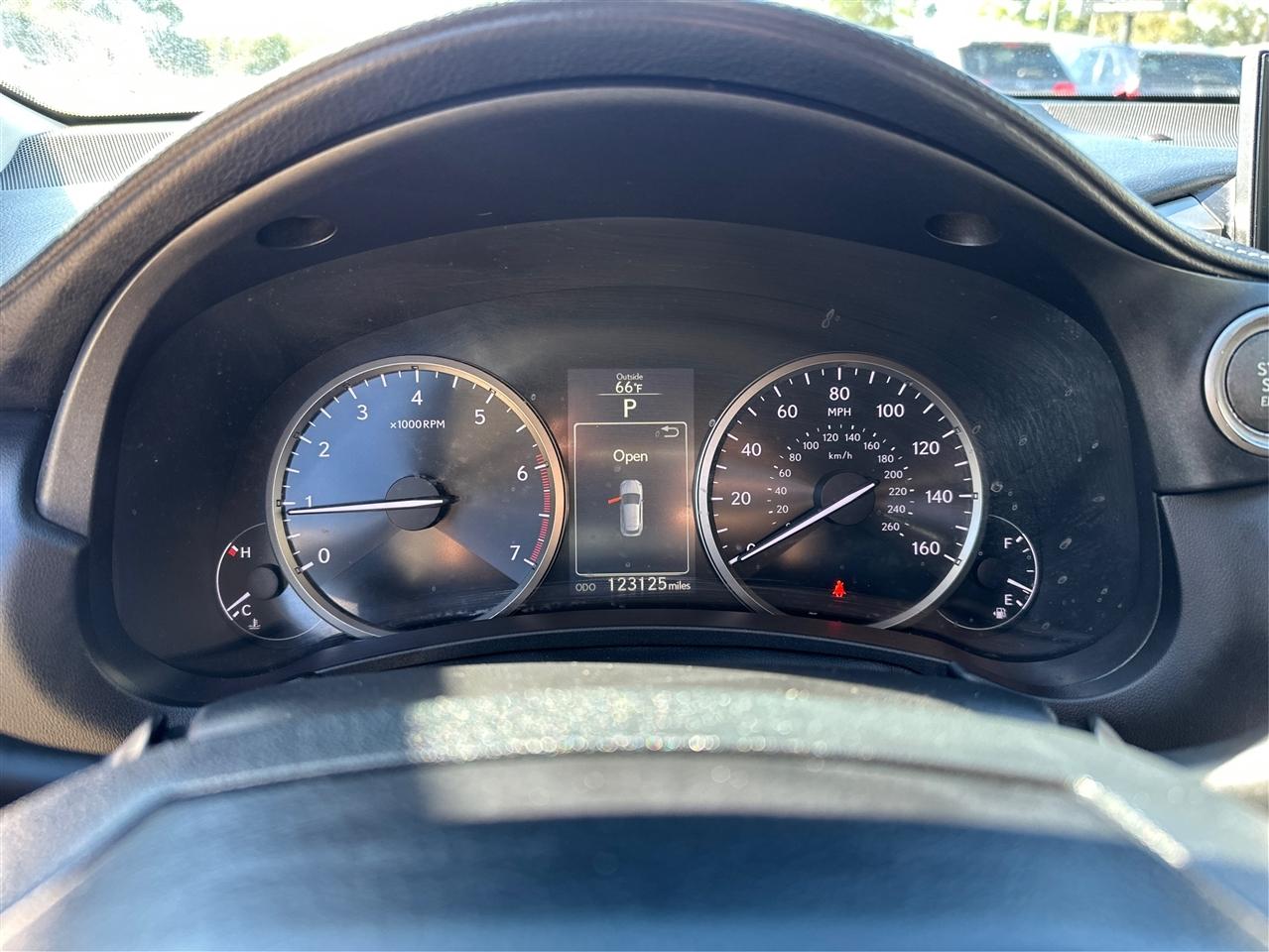 Lexus NX 200t FWD 2015