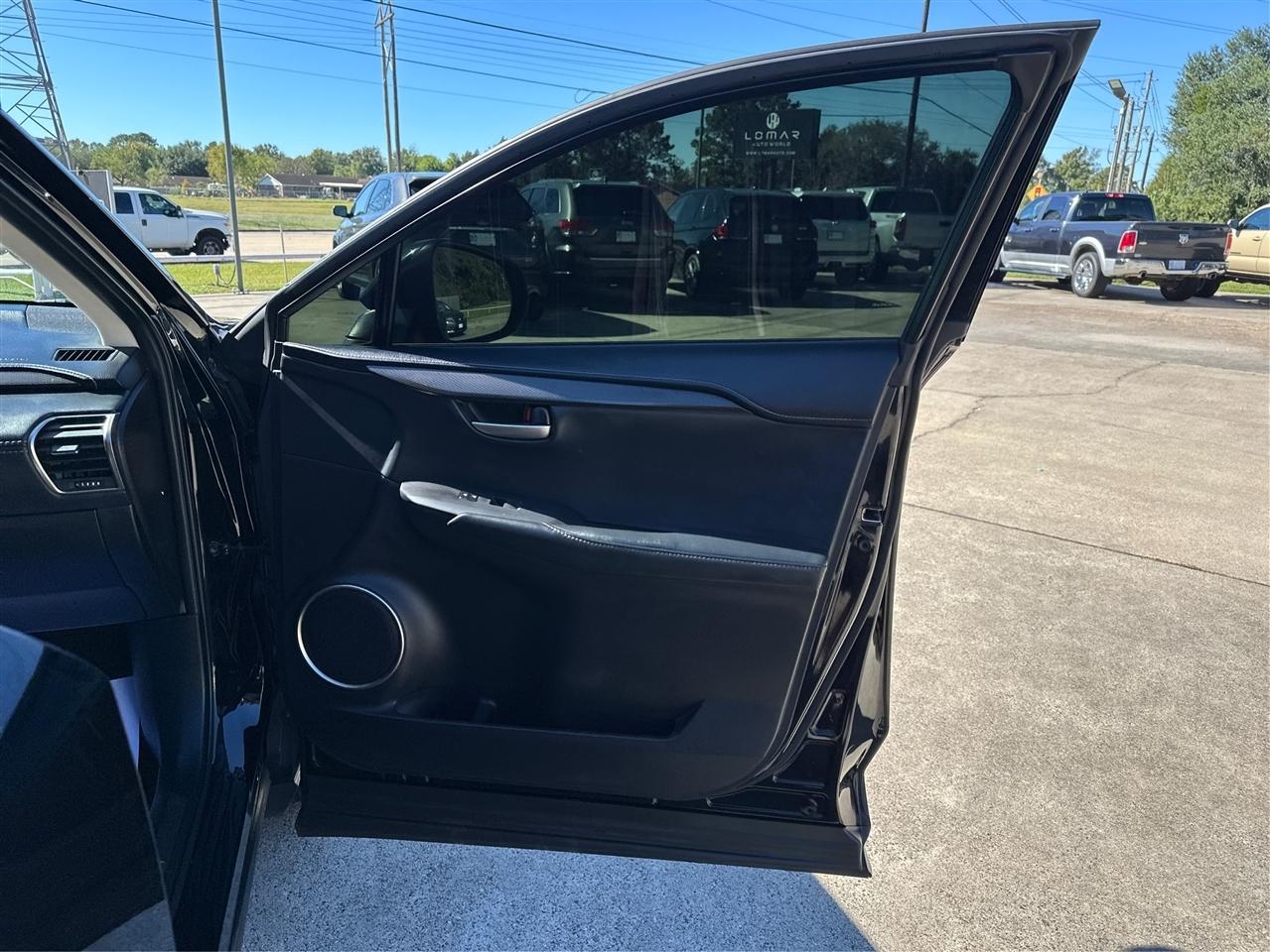 Lexus NX 200t FWD 2015