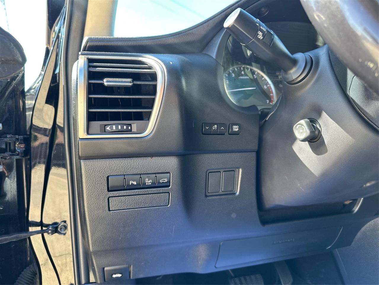 Lexus NX 200t FWD 2015