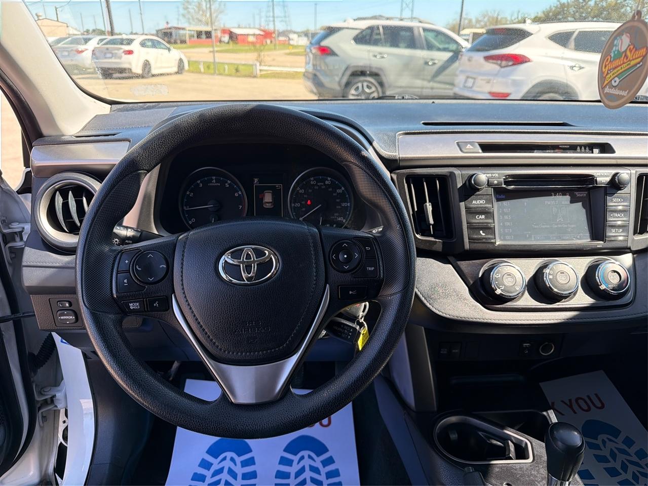 Toyota RAV4  2017