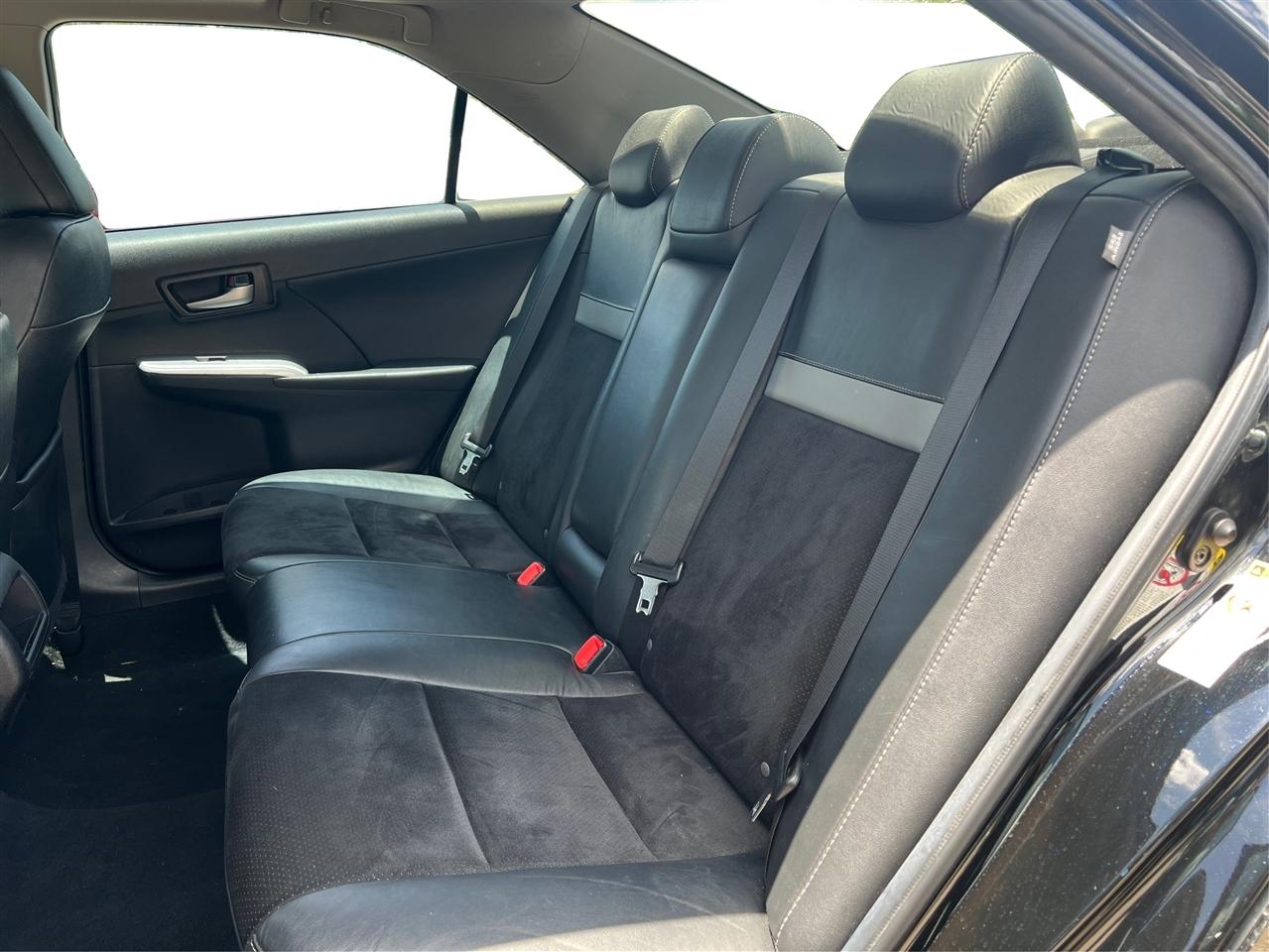 Toyota Camry  2012