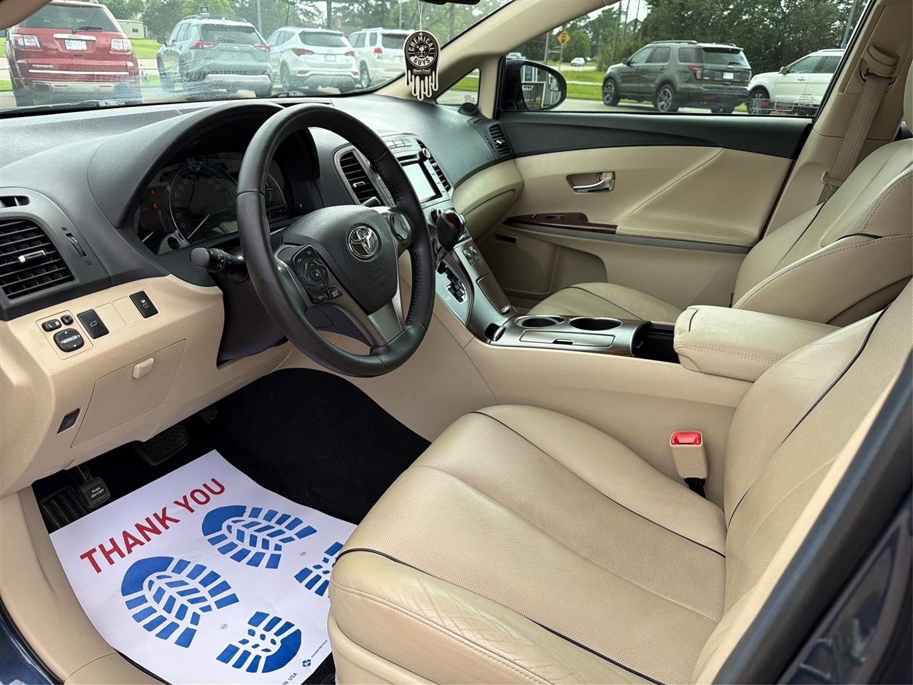 Toyota Venza  2015