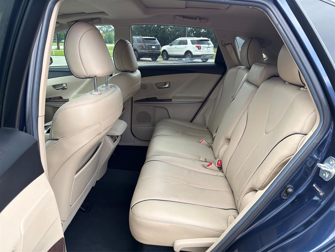 Toyota Venza  2015