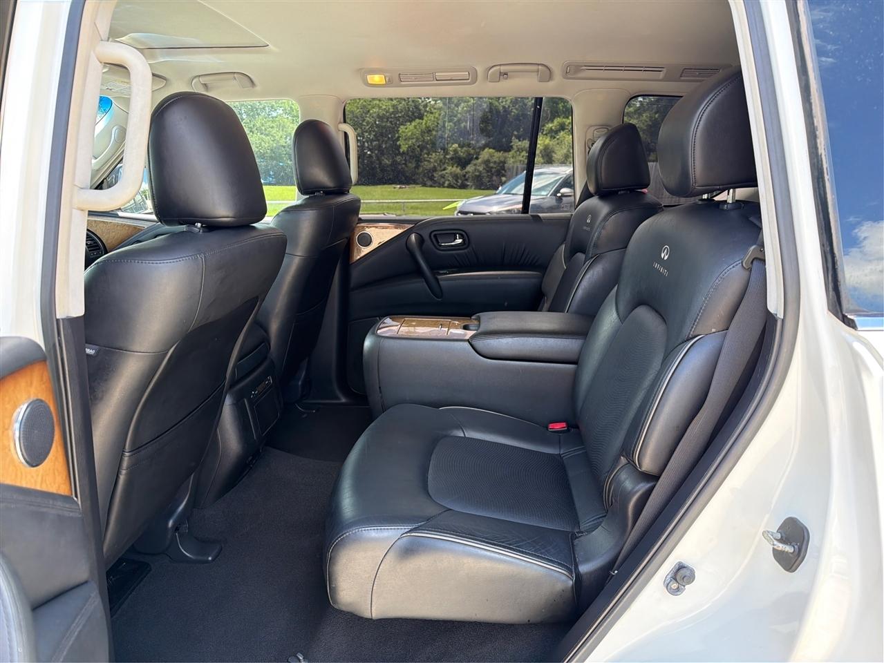 Infiniti QX80  2014