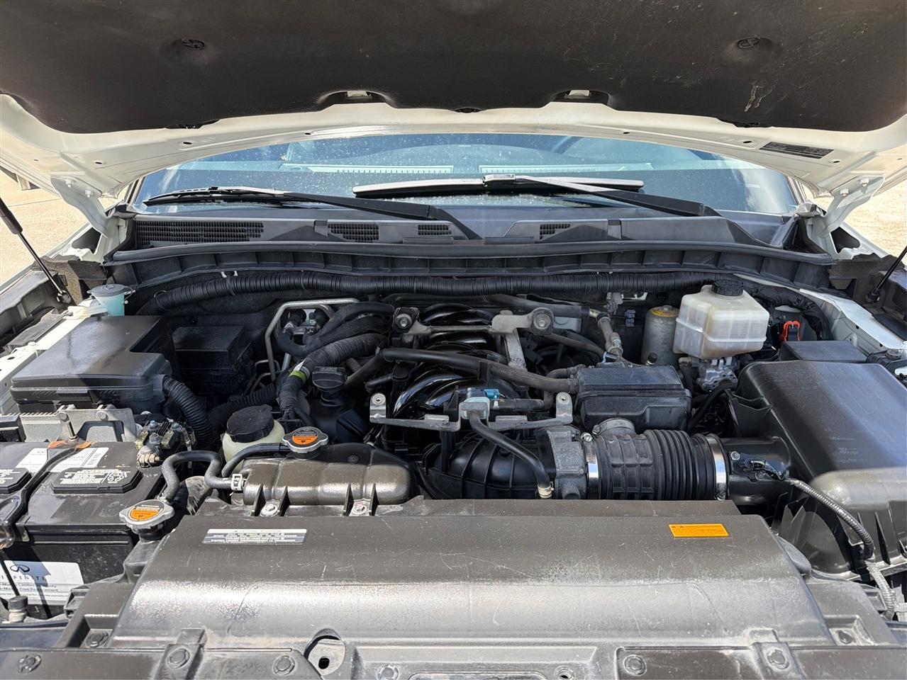 Infiniti QX80  2014