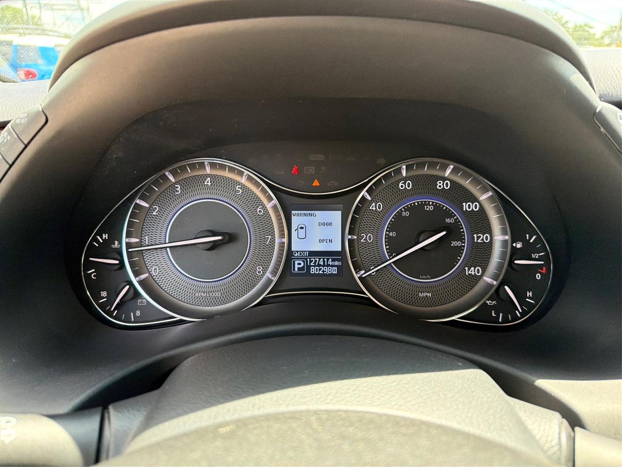 Infiniti QX80  2014