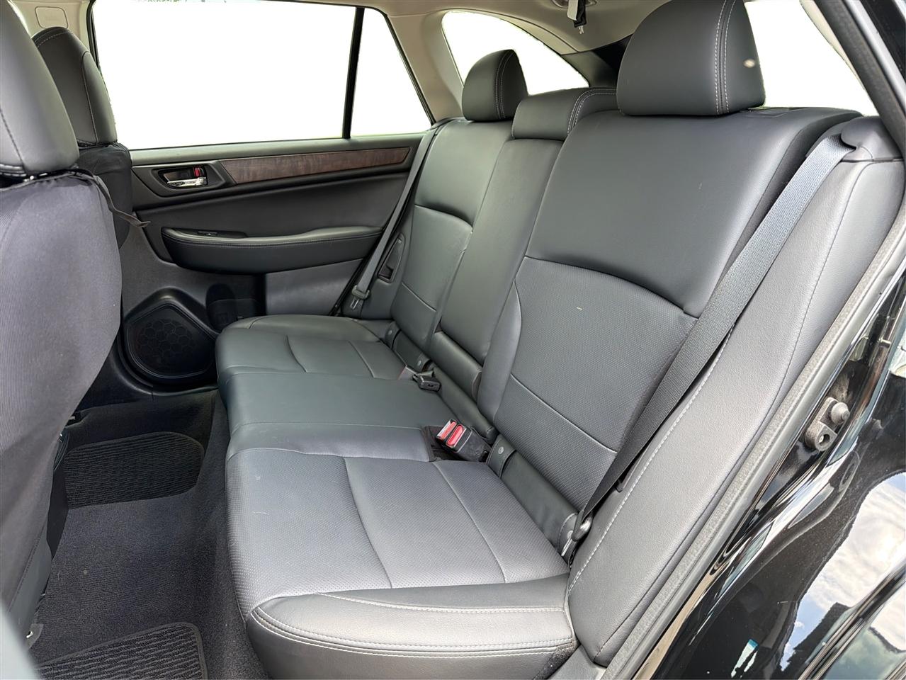 Subaru Outback  2017