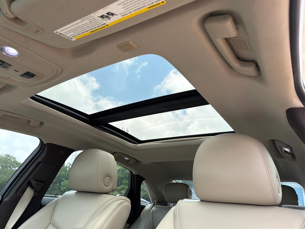 Cadillac XTS Premium 2013