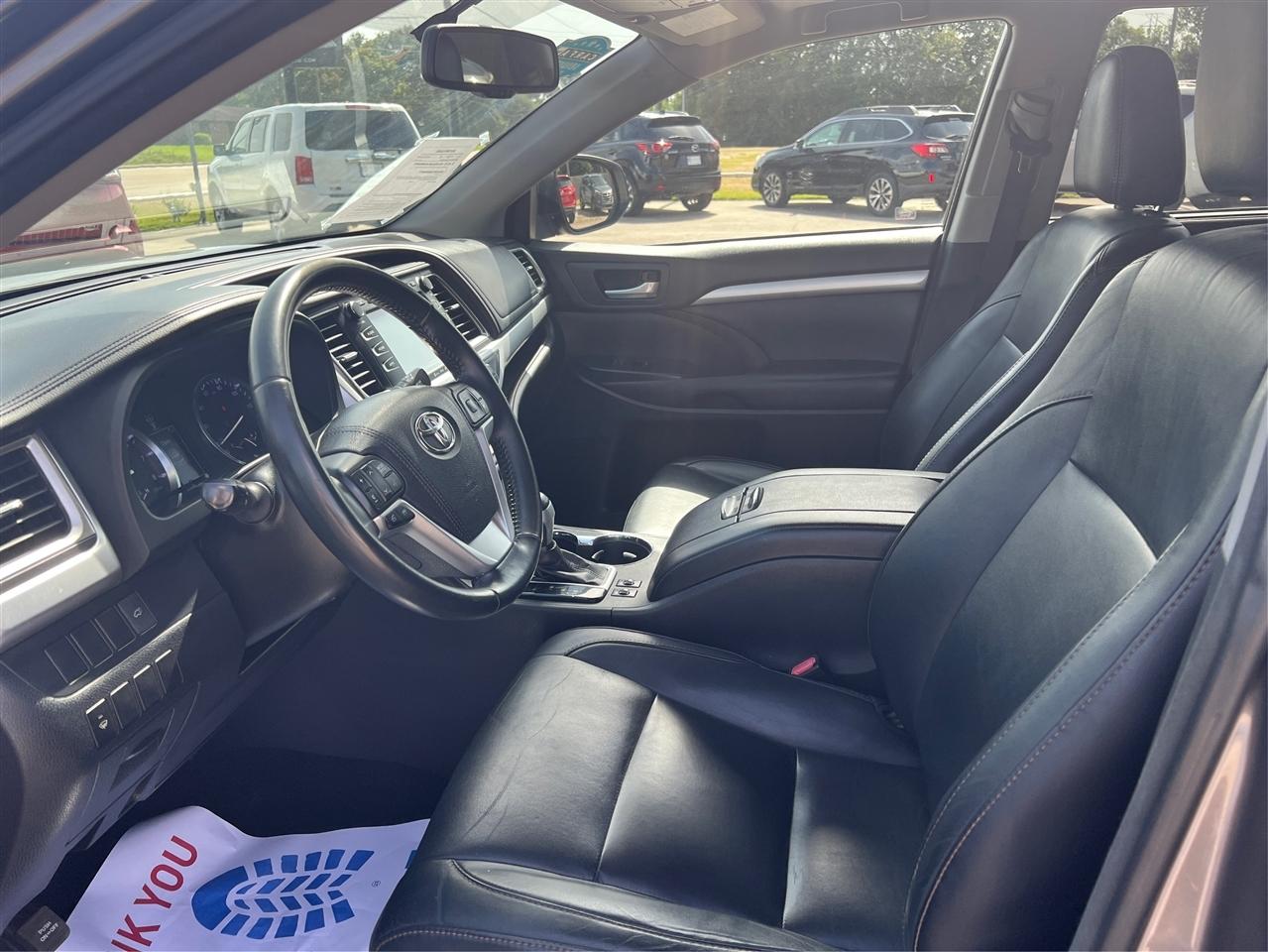 Toyota Highlander  2016