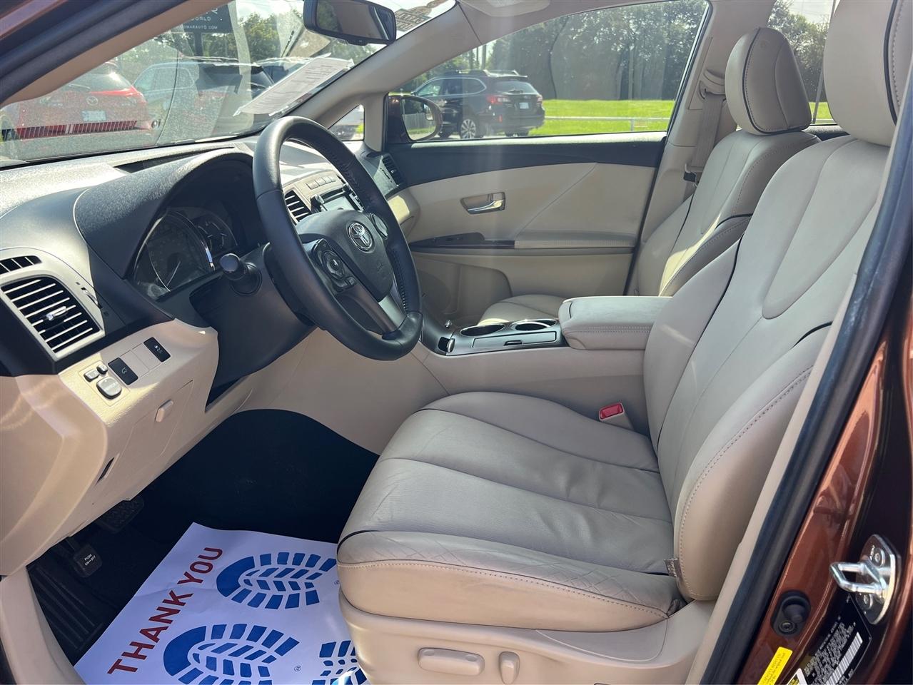 Toyota Venza  2014