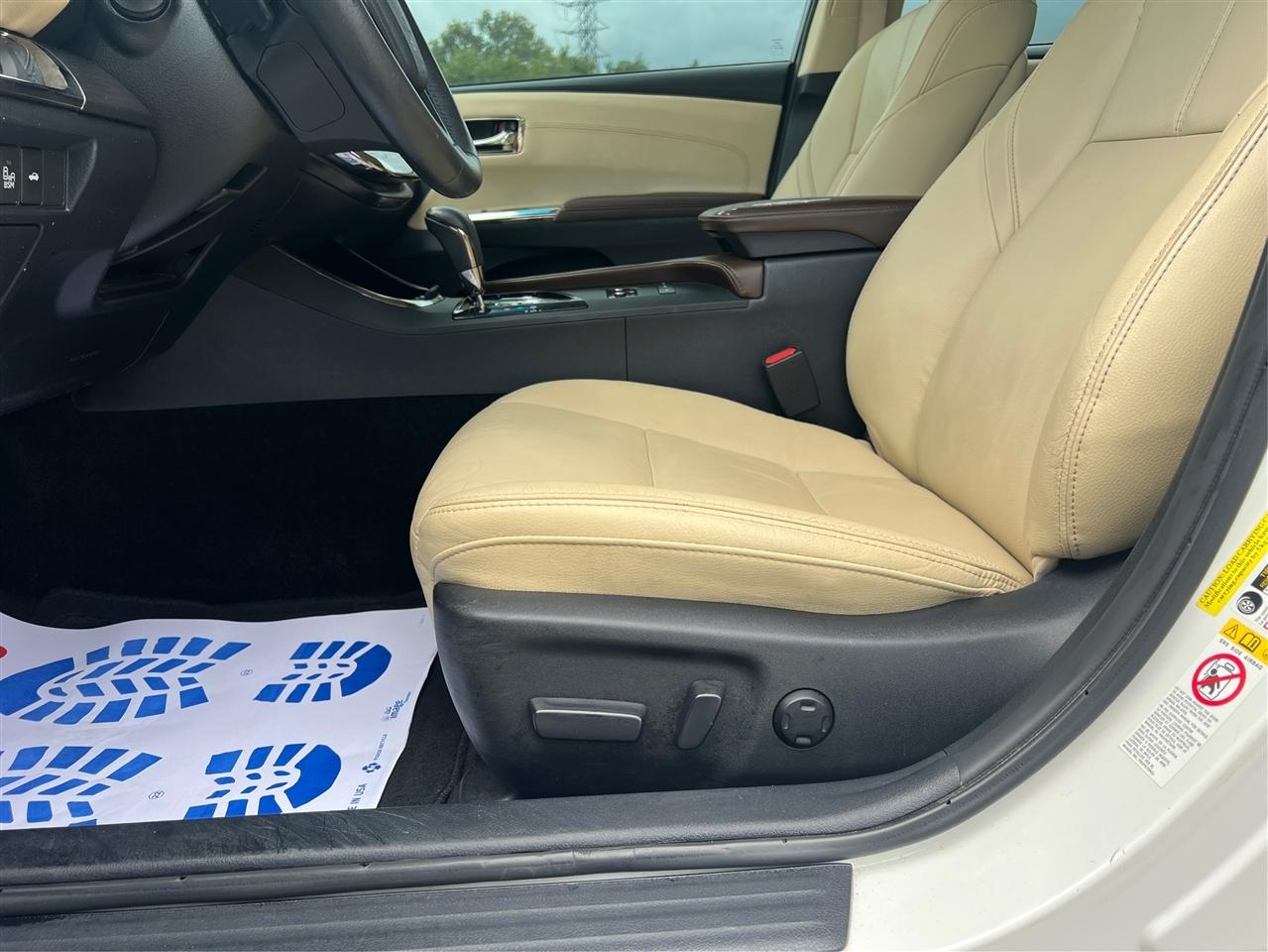 Toyota Avalon  2017