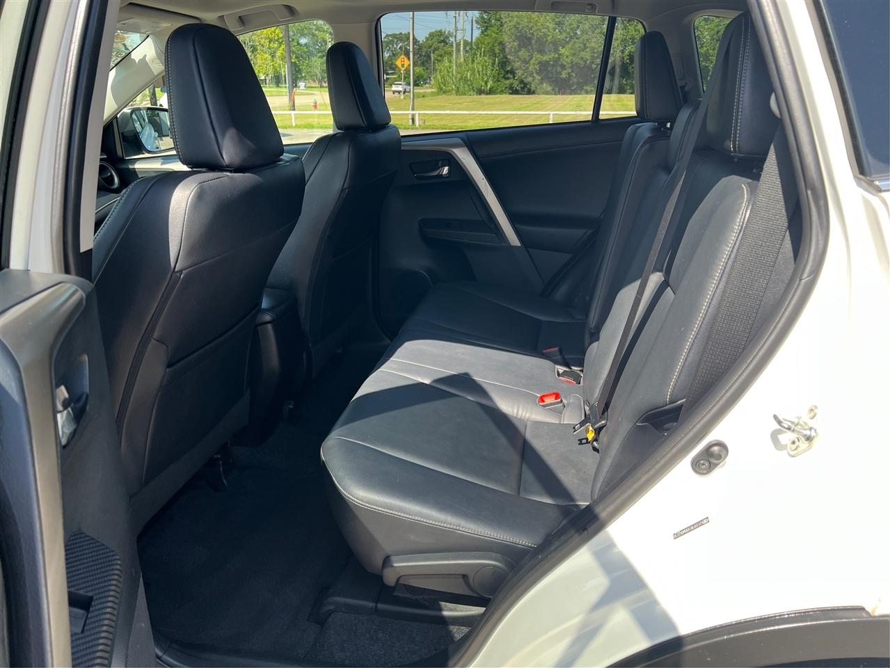 Toyota RAV4  2013