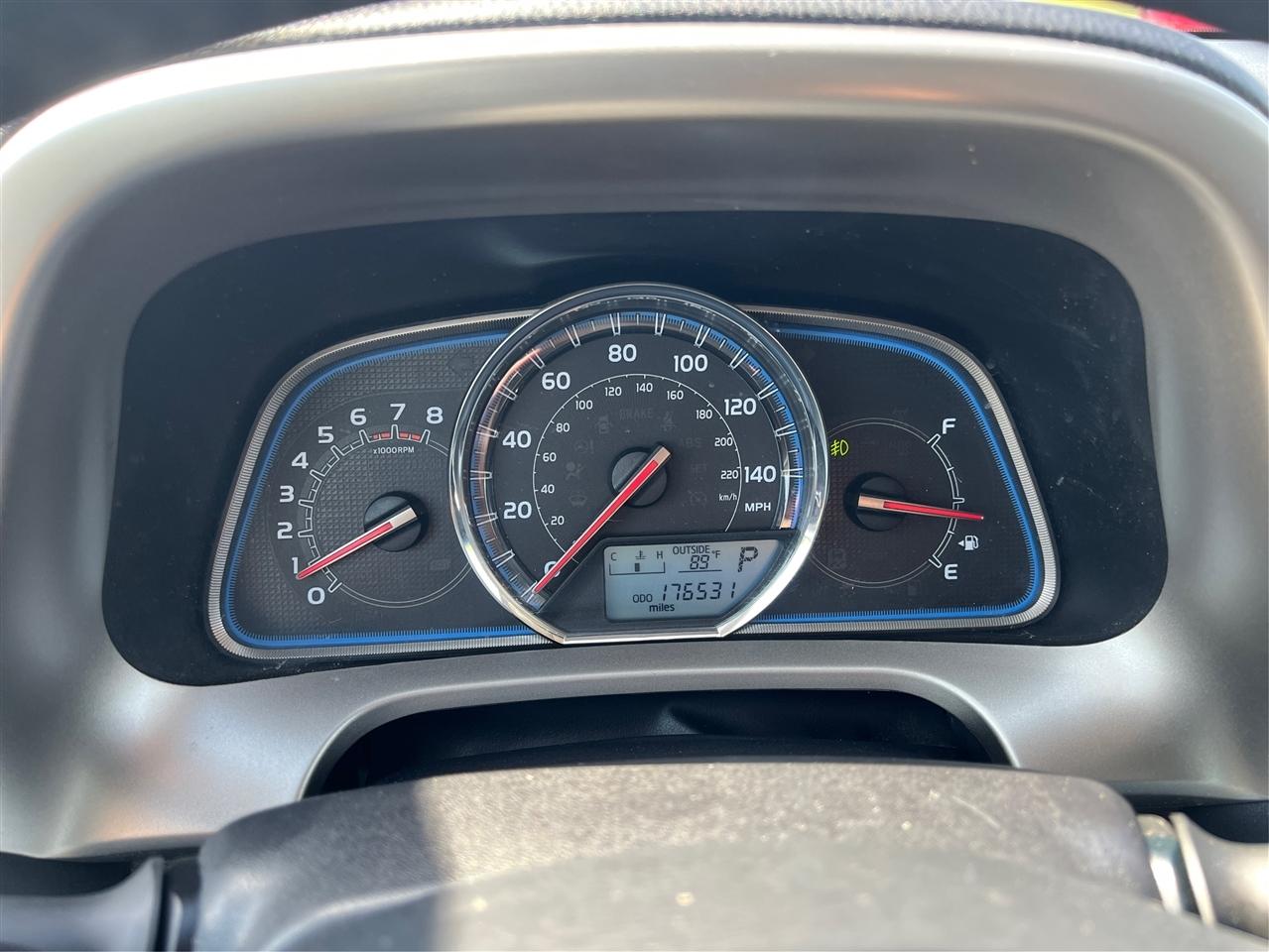 Toyota RAV4  2013