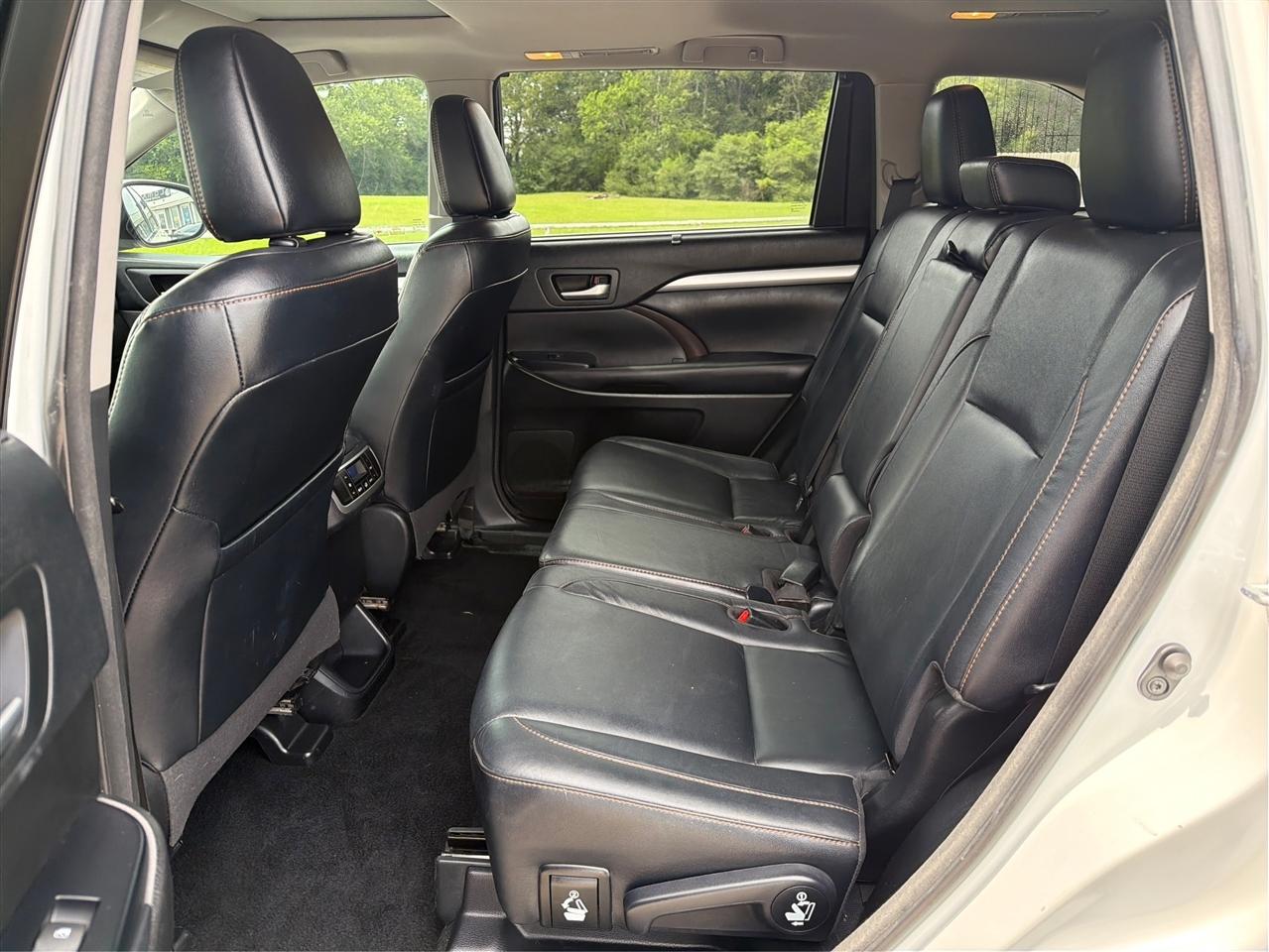 Toyota Highlander  2018