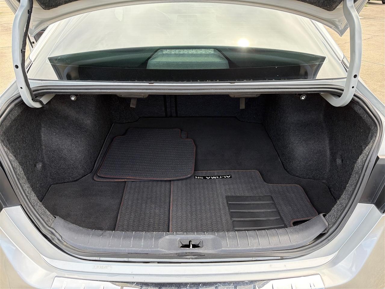 Nissan Altima  2019