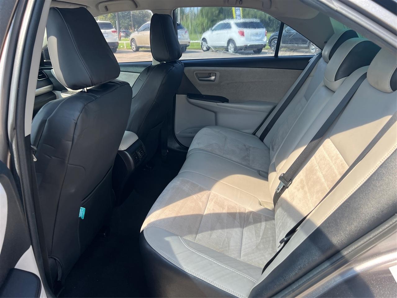 Toyota Camry  2016