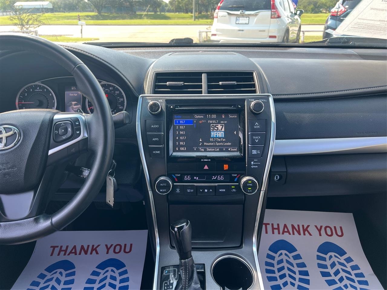 Toyota Camry  2016