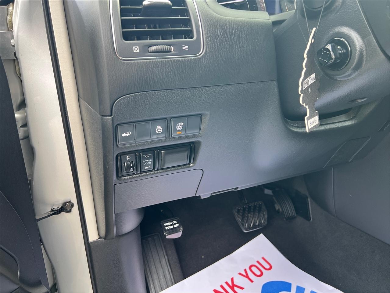 Nissan Armada  2018
