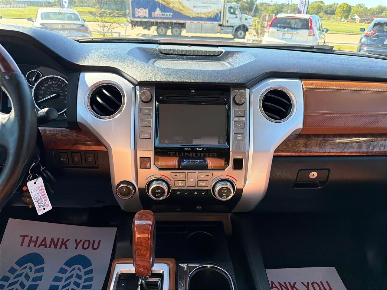 Toyota Tundra  2014