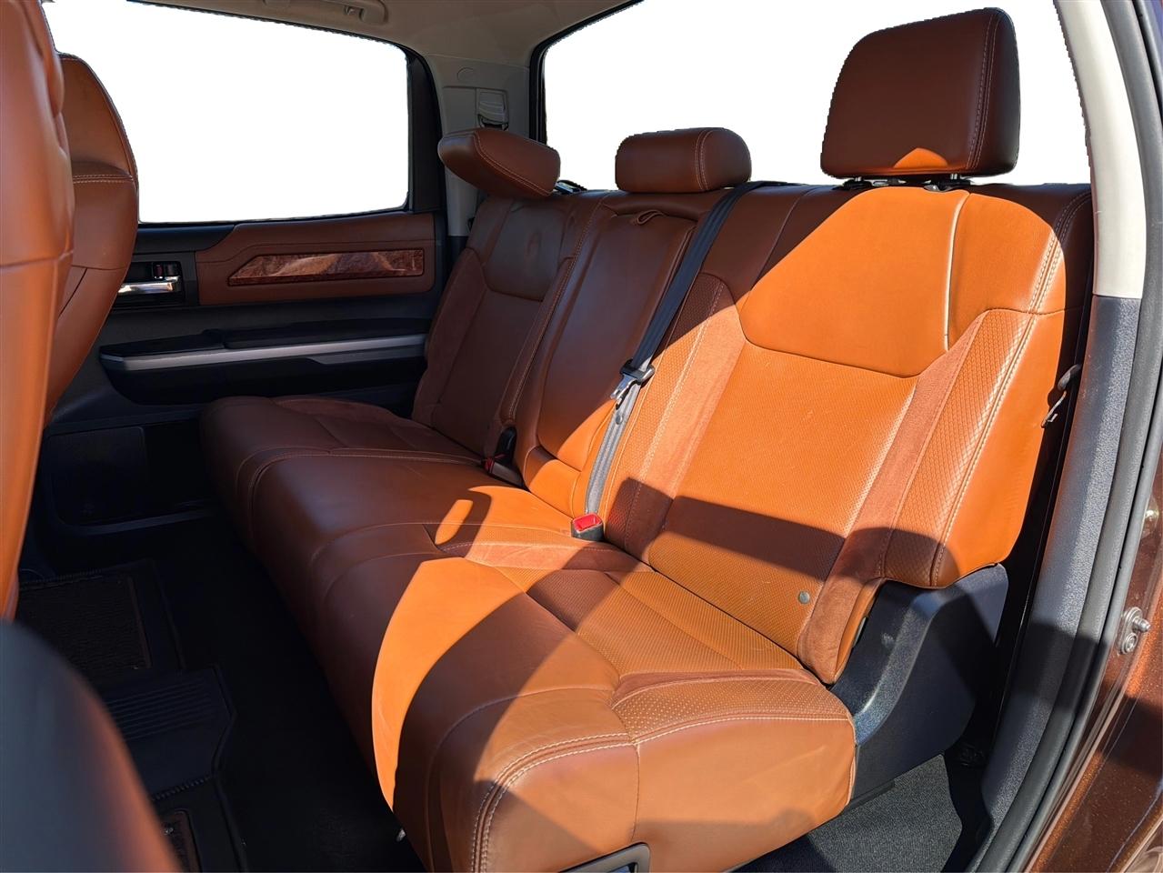 Toyota Tundra  2014