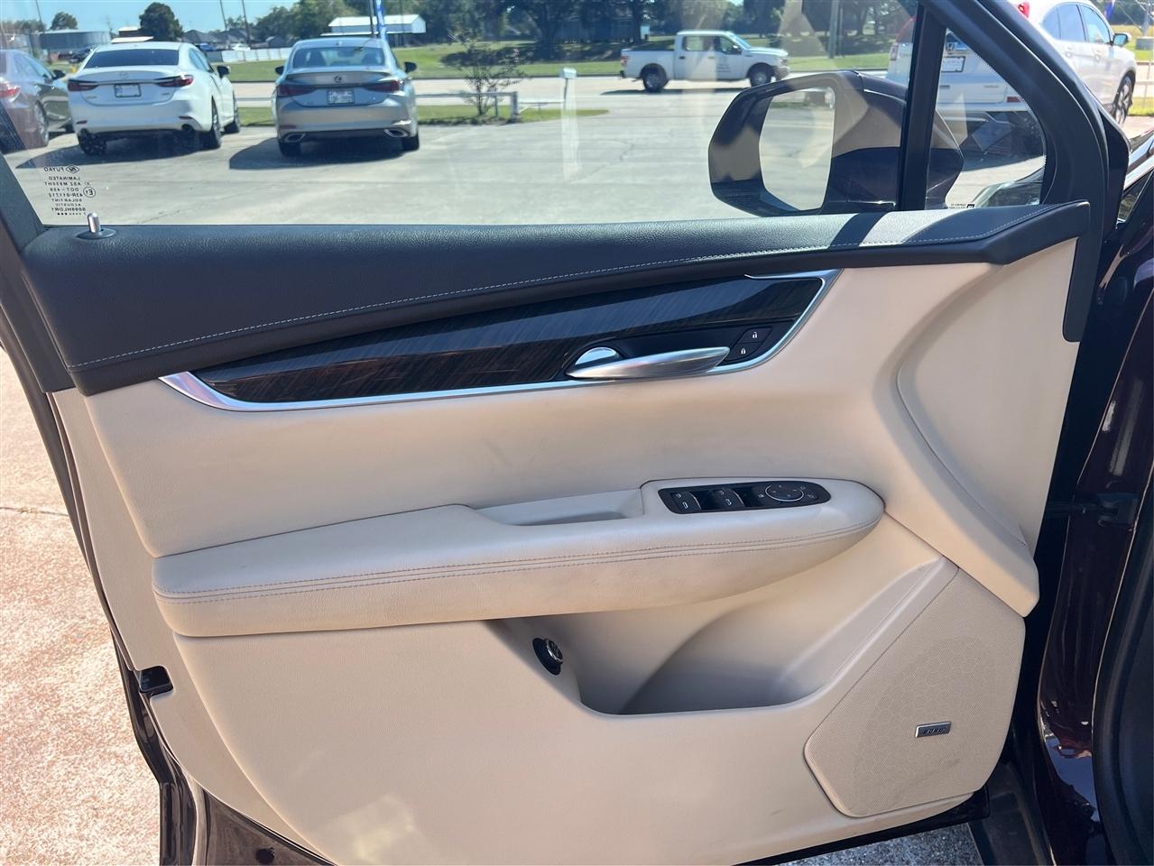 Cadillac XT5  2017