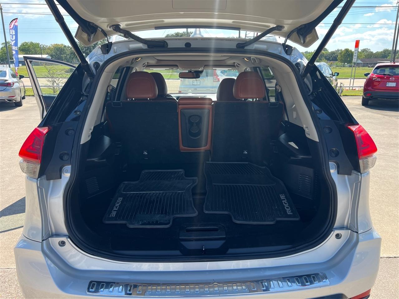 Nissan Rogue  2018