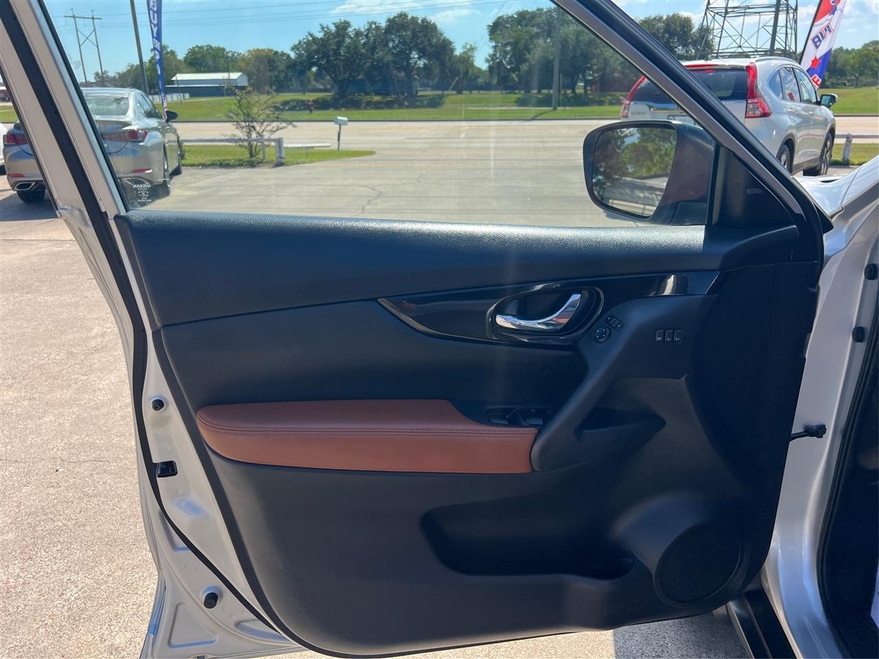 Nissan Rogue  2018