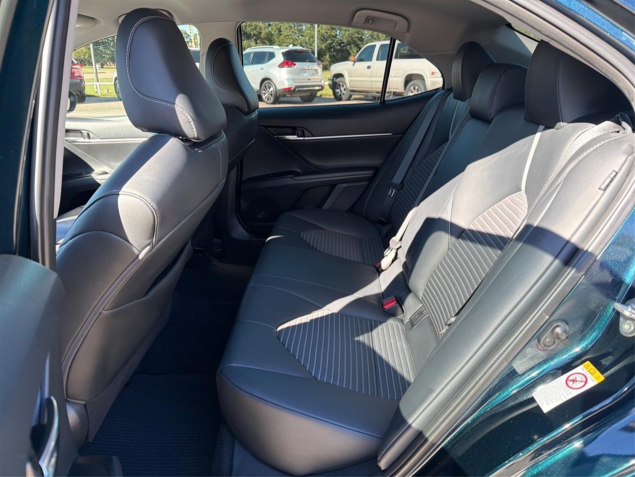 Toyota Camry  2019