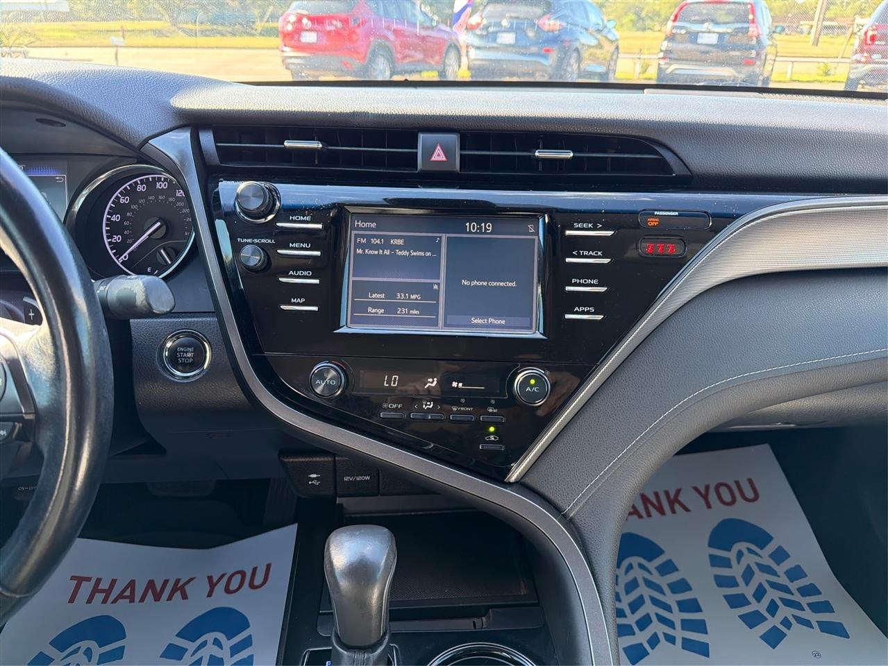 Toyota Camry  2019