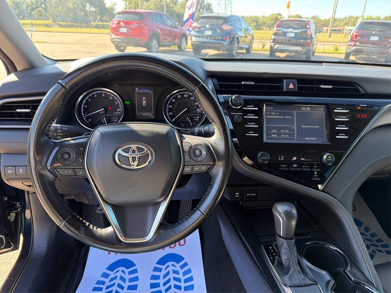 Toyota Camry  2019