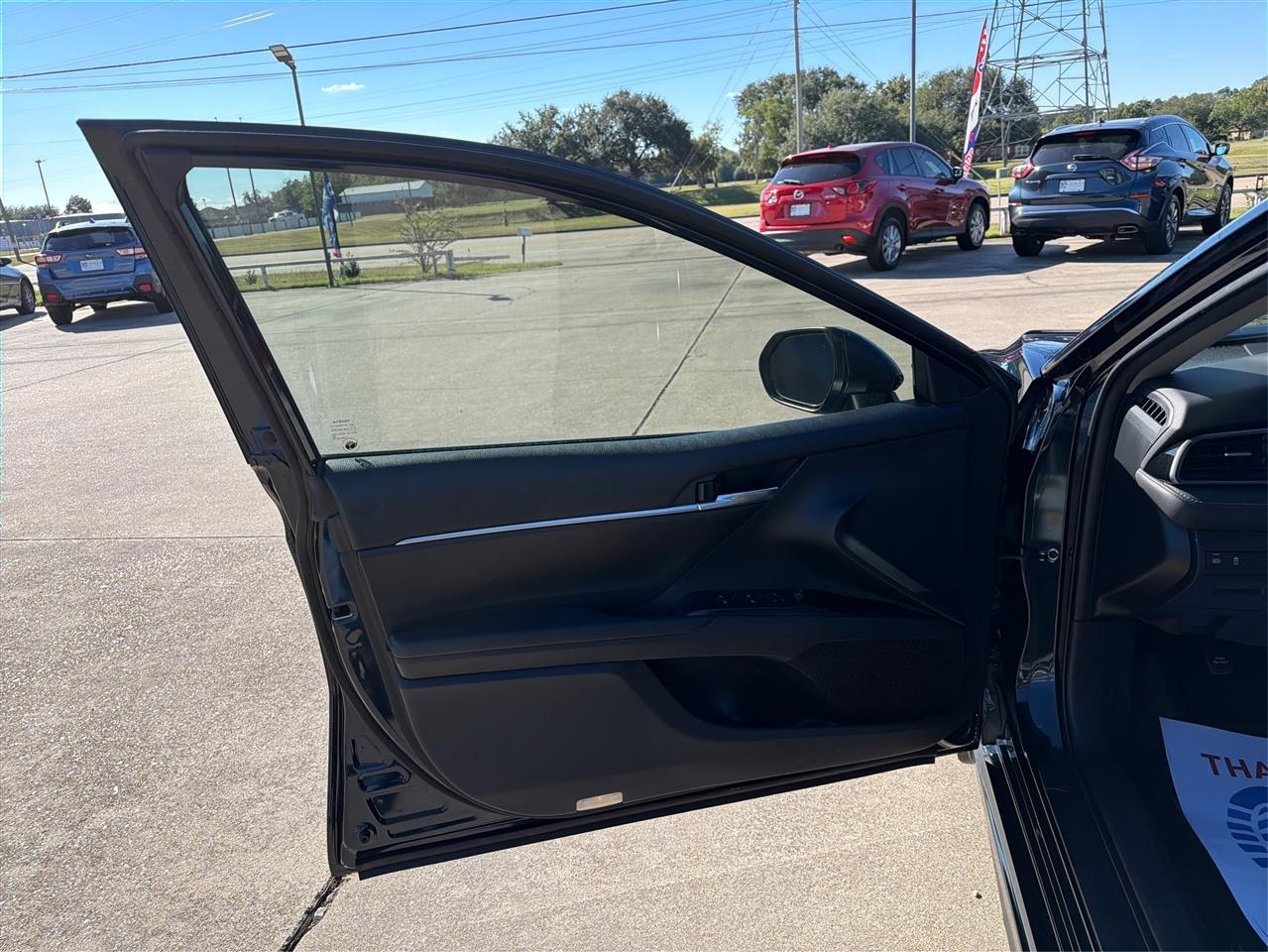 Toyota Camry  2019