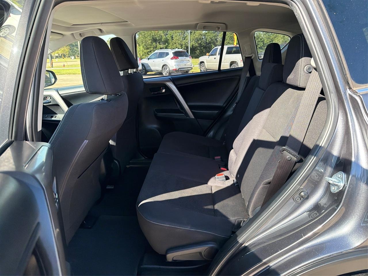 Toyota RAV4  2018