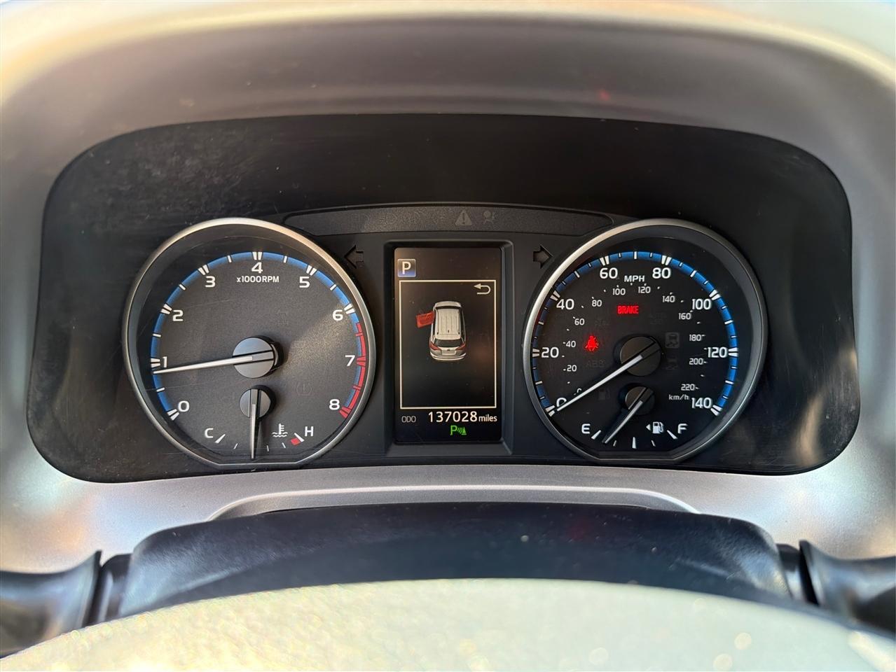 Toyota RAV4  2018