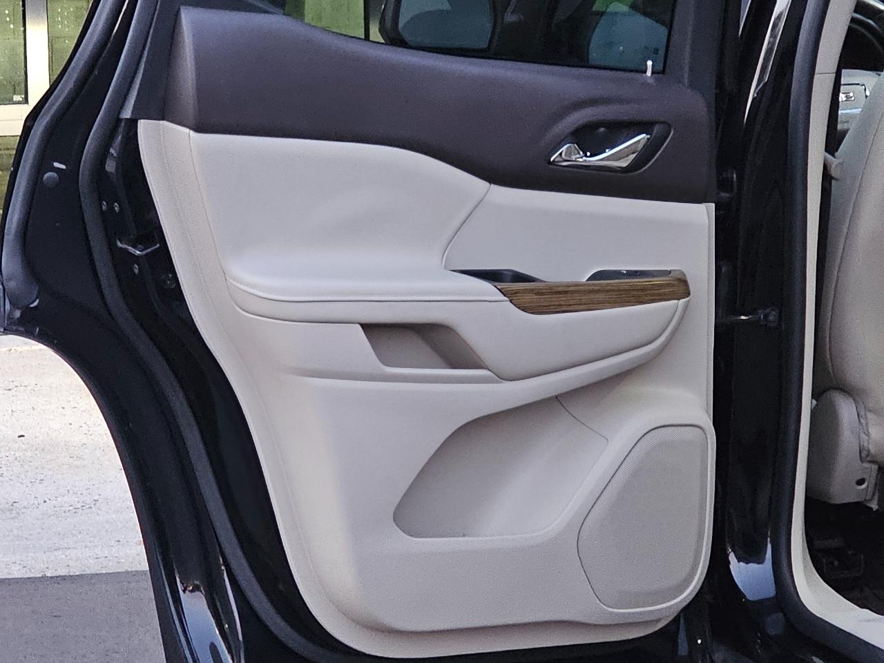 GMC Acadia Denali 2017