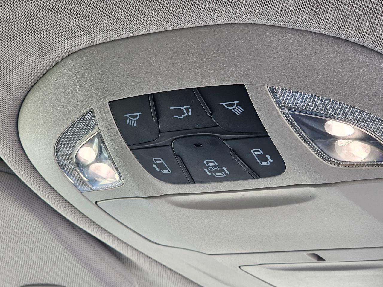 Chrysler Pacifica Limited 2018